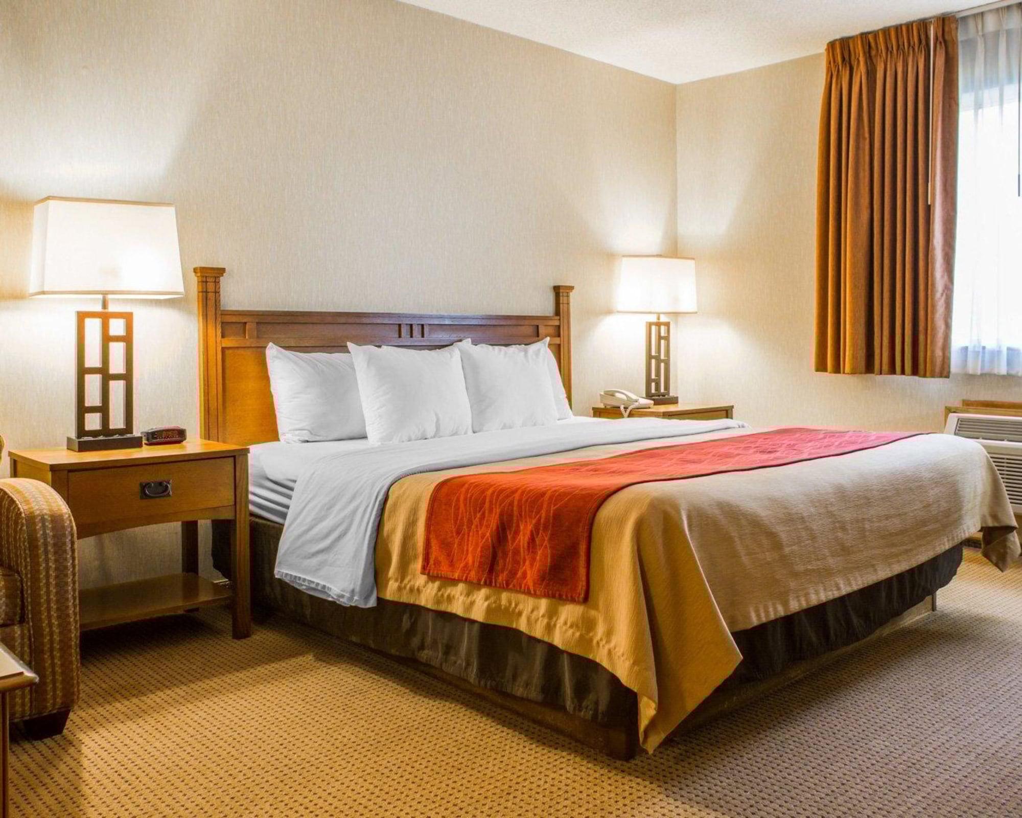 Quality Inn Ironwood Bagian luar foto