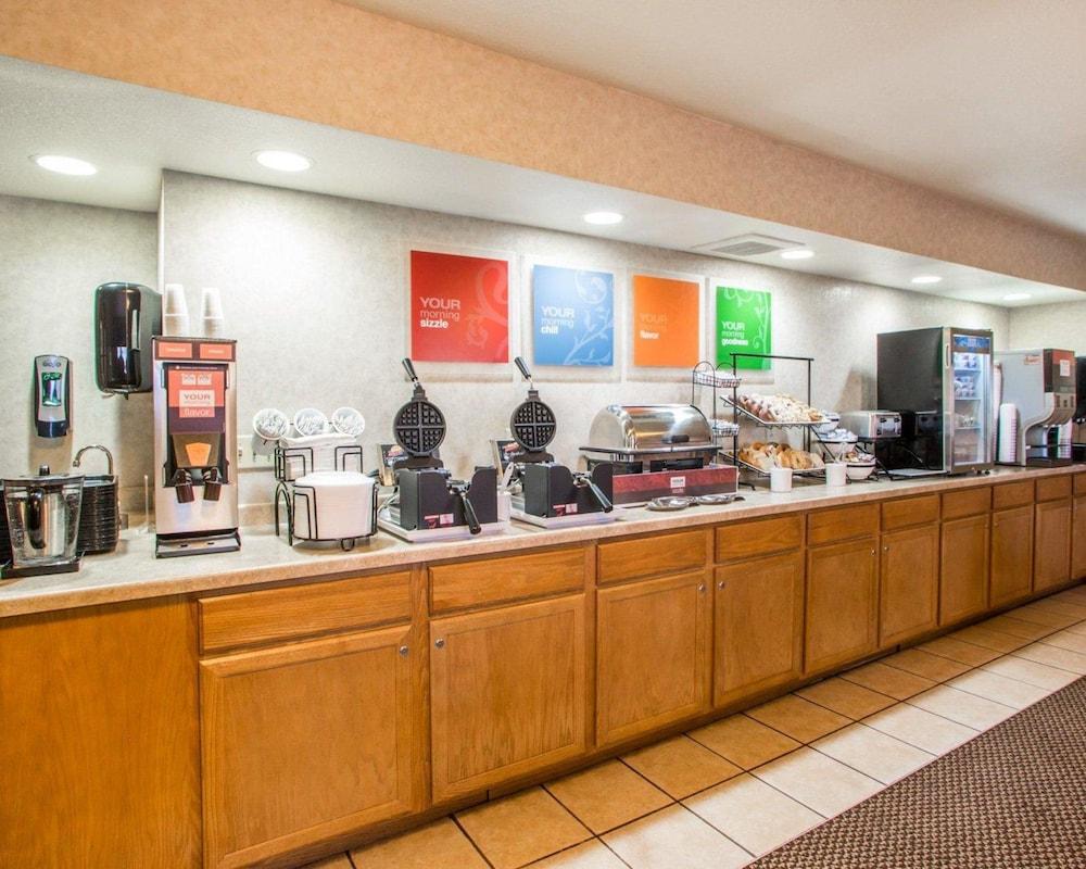 Quality Inn Ironwood Bagian luar foto