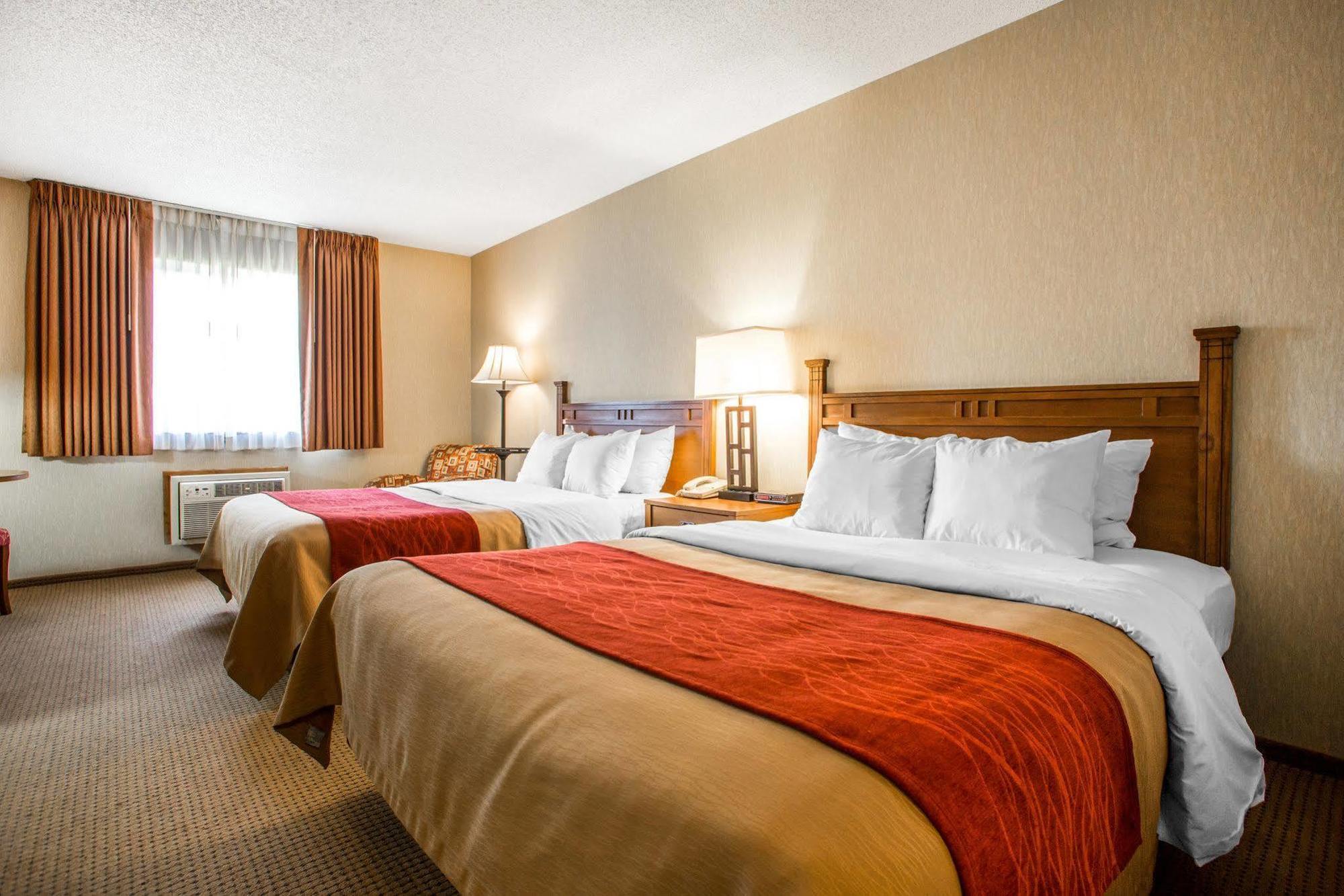 Quality Inn Ironwood Bagian luar foto