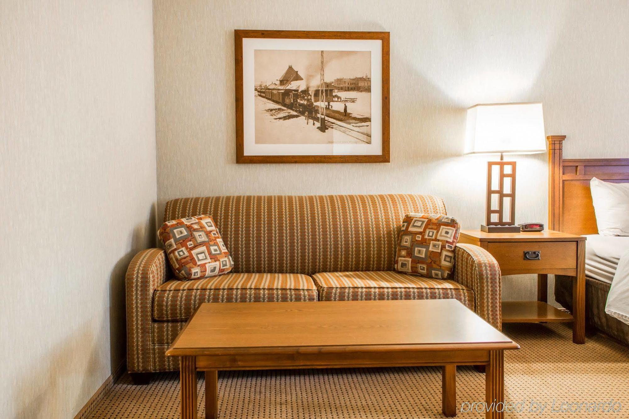 Quality Inn Ironwood Bagian luar foto