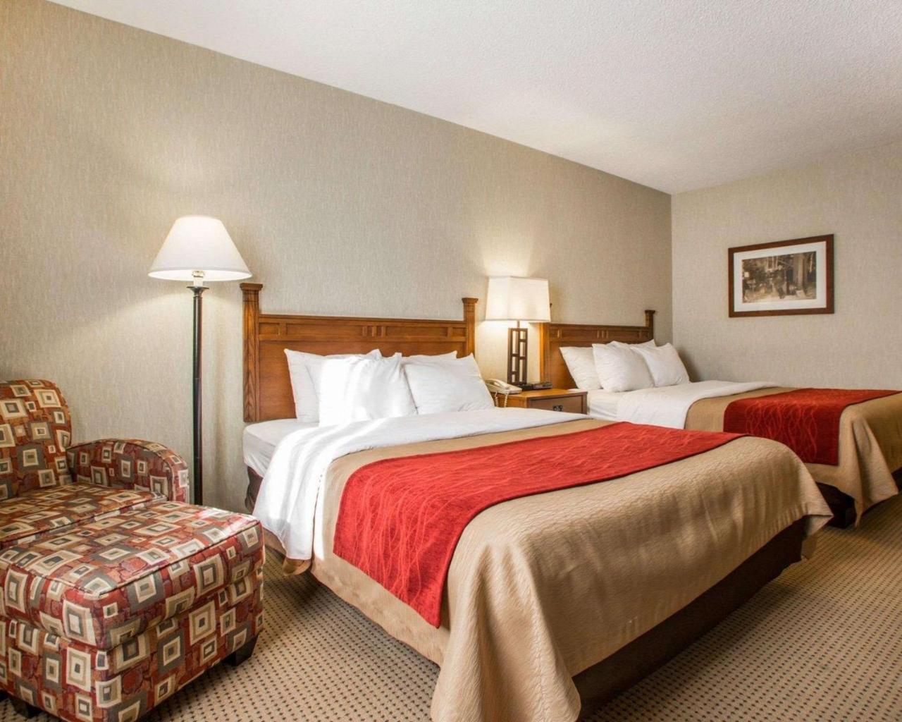 Quality Inn Ironwood Bagian luar foto